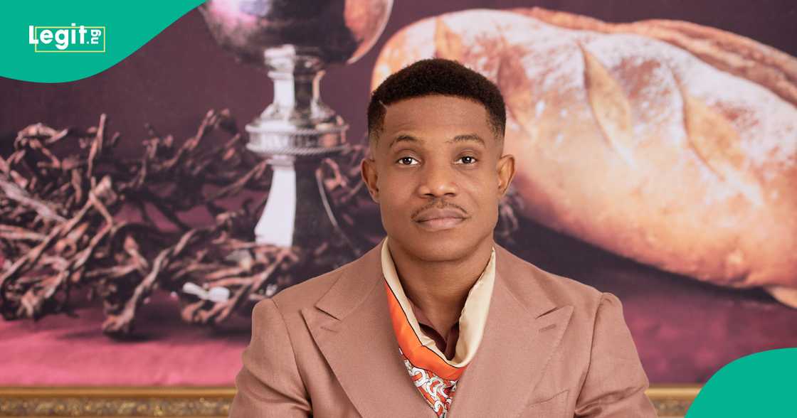 Moment Pastor Jerry Eze proudly introduced his daughter at Lagos conference goes viral. Moment Pastor Jerry Eze proudly introduced his daughter at Lagos conference goes viral.