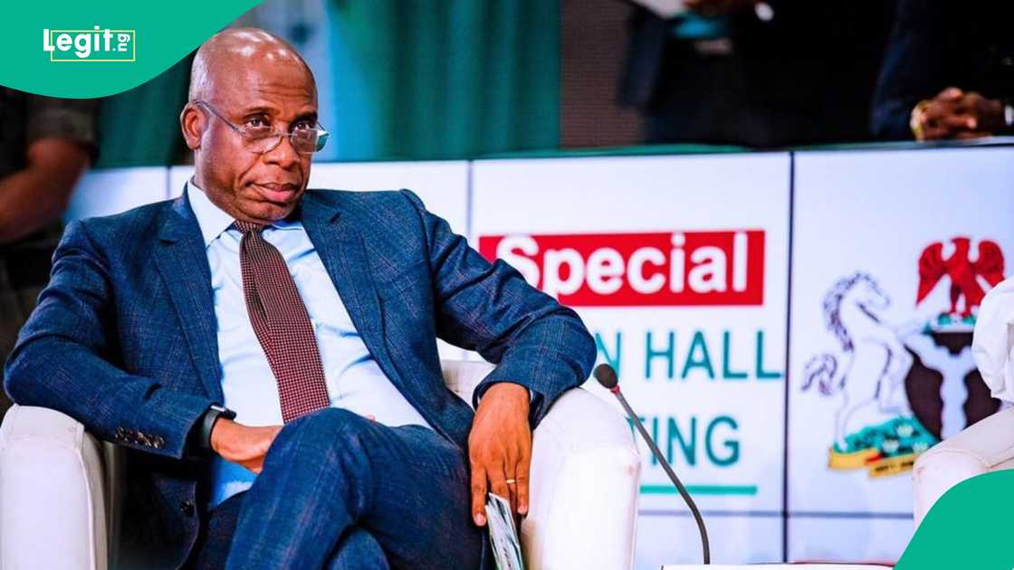 Rotimi Amaechi, the former minister of transportation, has promised to serve for one-term if he became the presidential candidate of the ADC. Rotimi Amaechi, the former minister of transportation, has promised to serve for one-term if he became the presidential candidate of the ADC.
